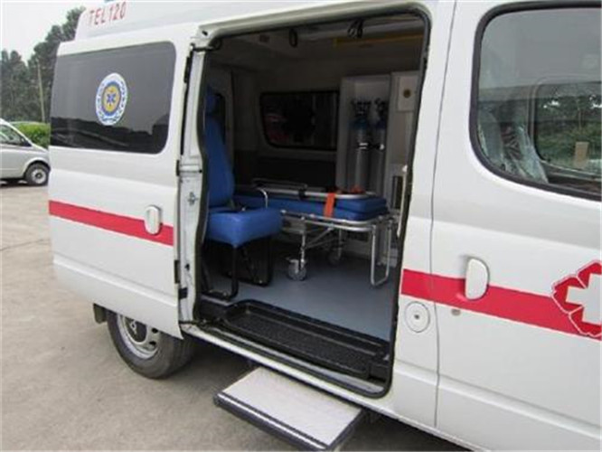王下乡救护车出租服务案例7